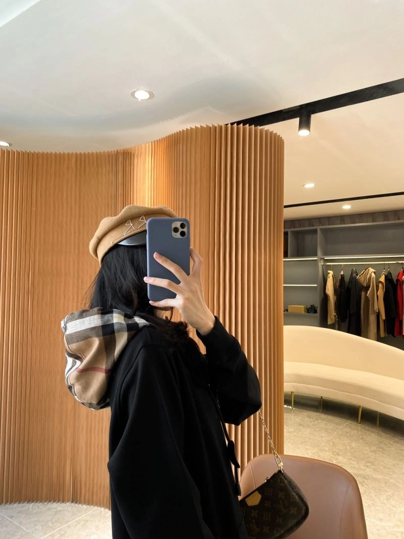 Tailored Burberry Hoodies 103249