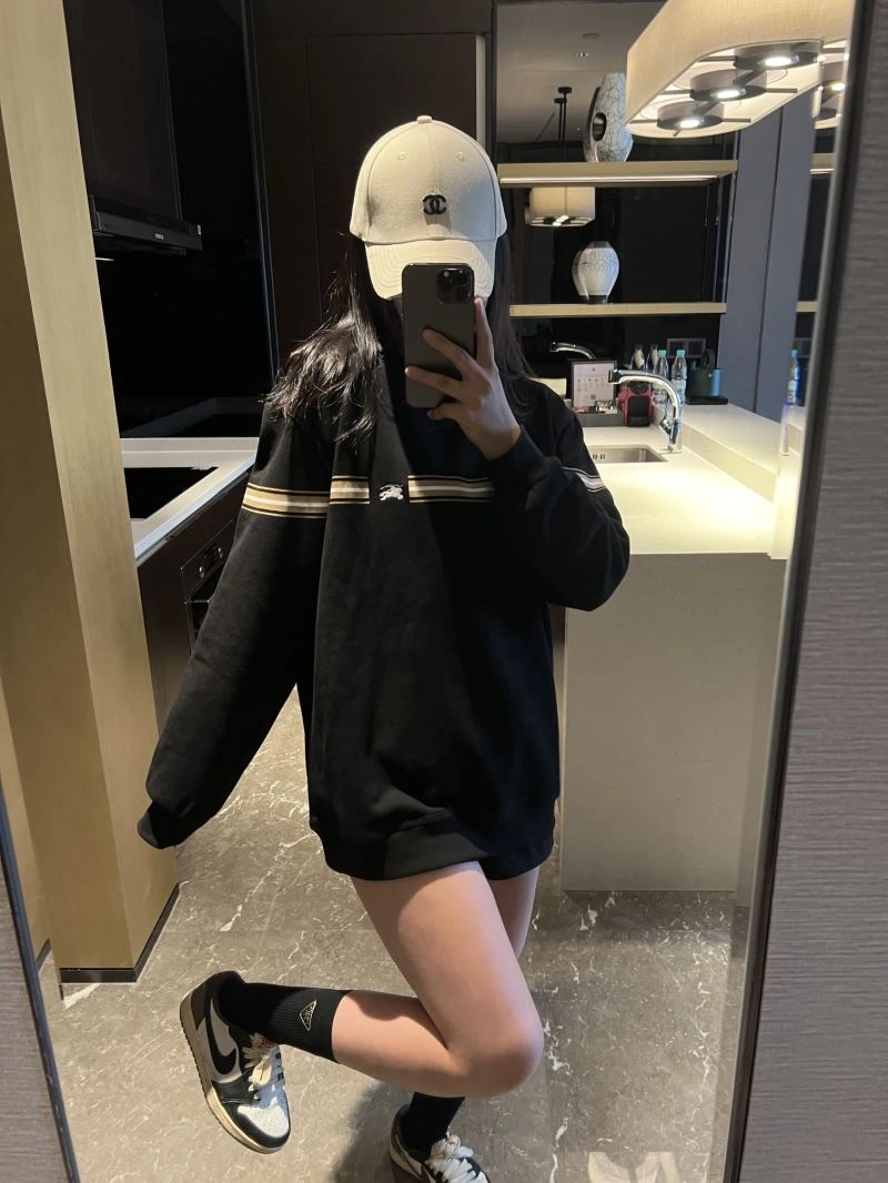 SoftTouch Burberry Hoodies 103221