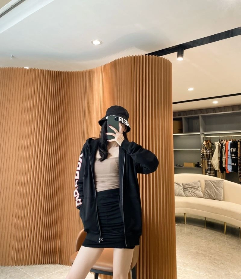 Burberry Hoodies Lightweight 103195