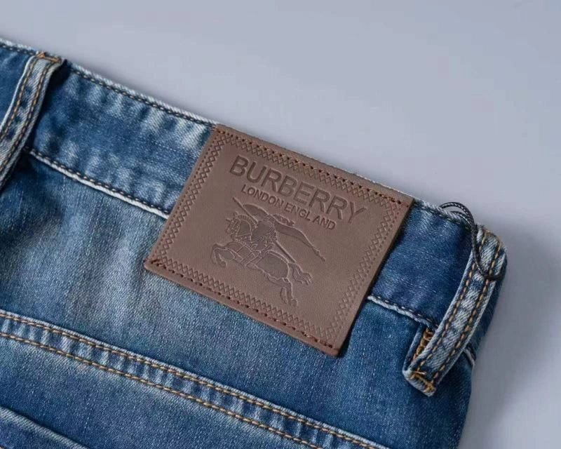 Burberry Jeans TravelReady 105827