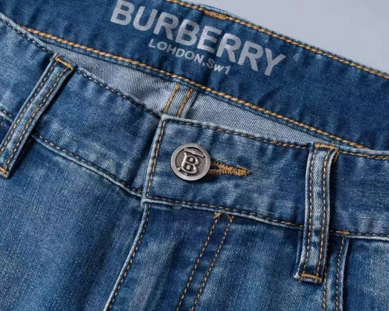 Burberry Jeans TravelReady 105827