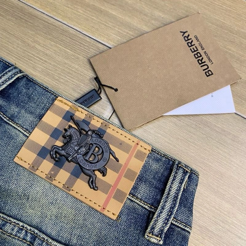 Burberry Jeans EyeCatching 99366