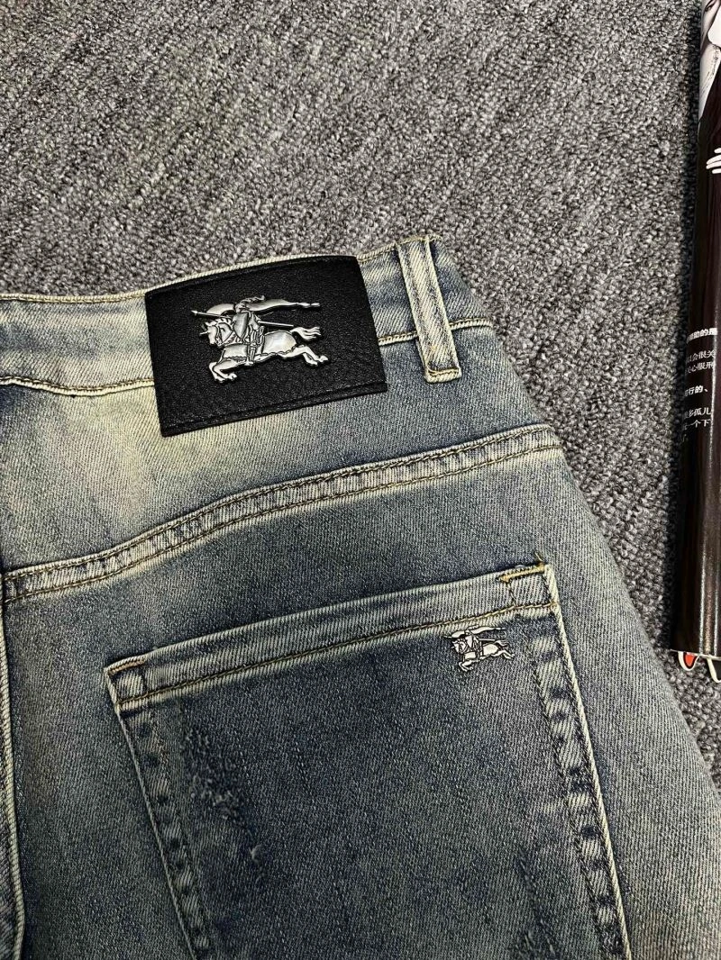 Resilient Burberry Jeans 99360