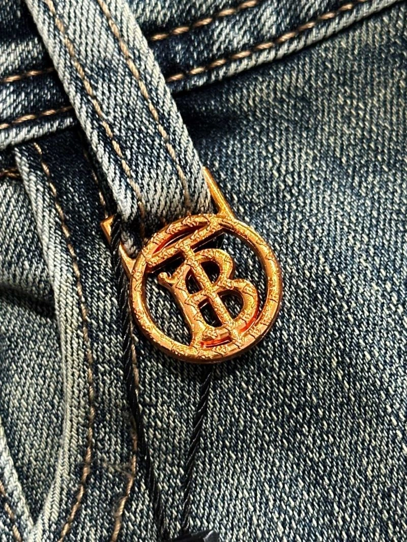 Elegant Burberry Jeans 103184