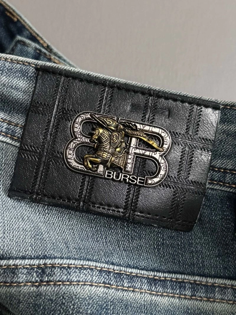Elegant Burberry Jeans 103184