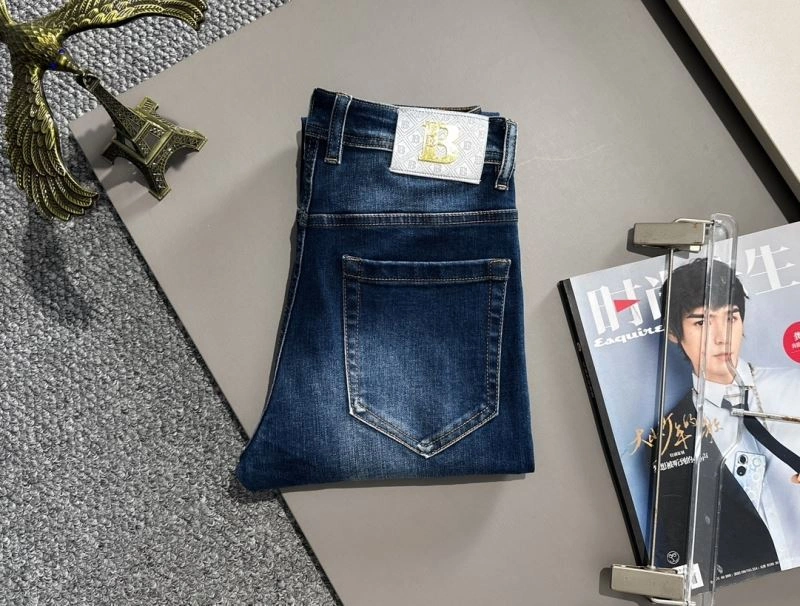Burberry Jeans Functional 103209