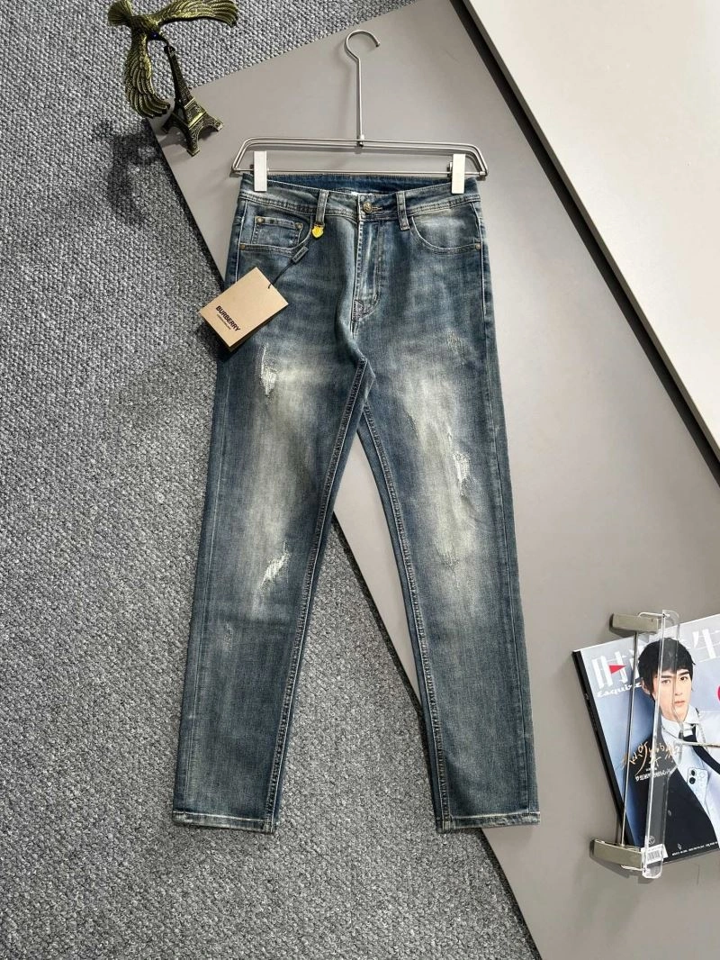 Burberry Jeans Durable 103180
