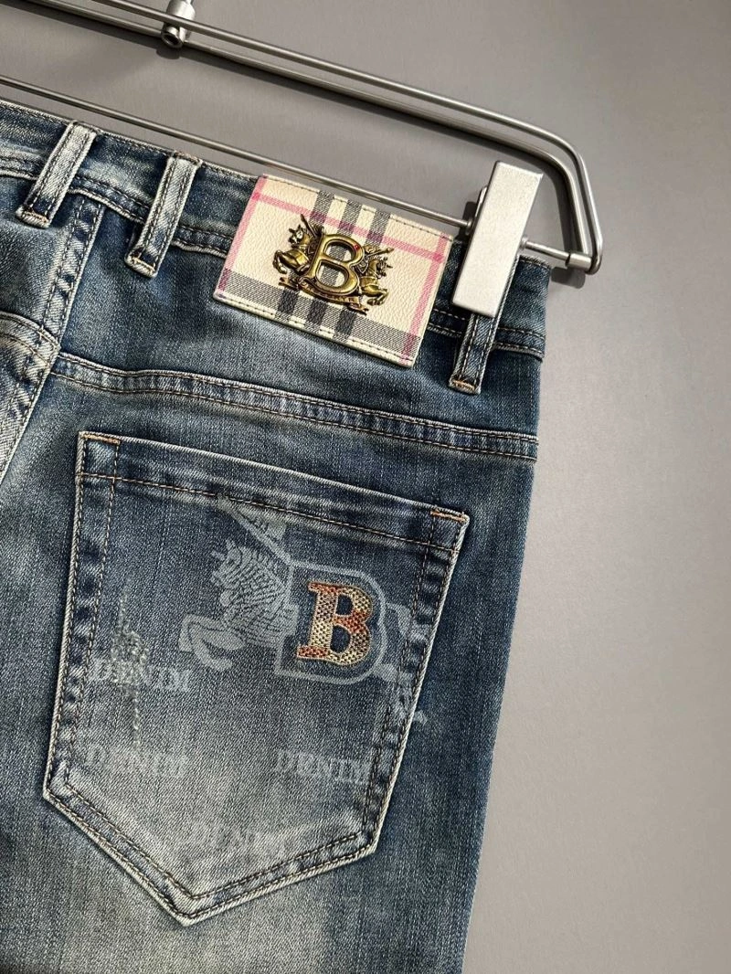 Burberry Jeans Durable 103180