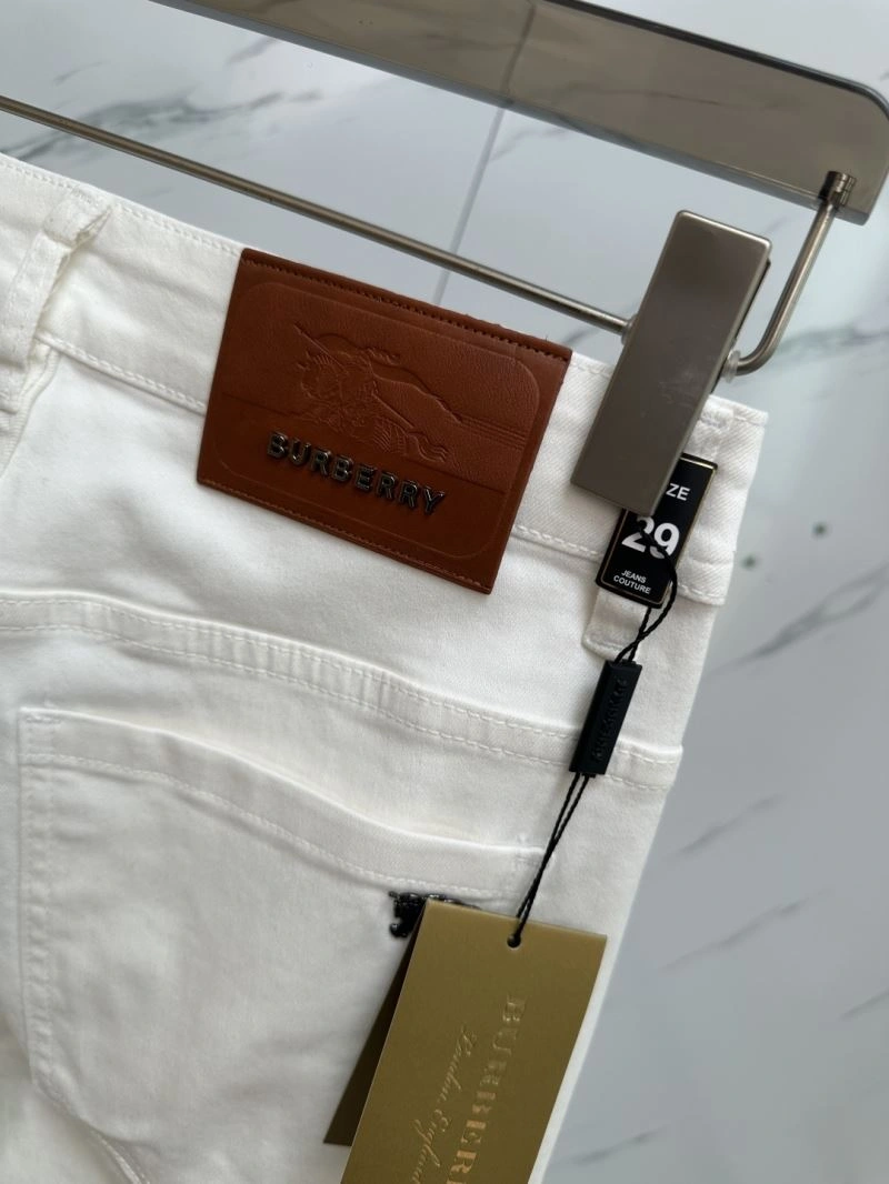 Sophisticated Burberry Jeans 102856