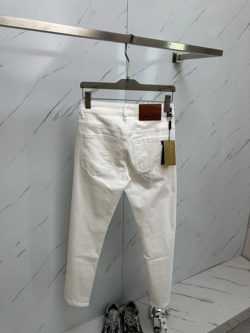 Sophisticated Burberry Jeans 102856