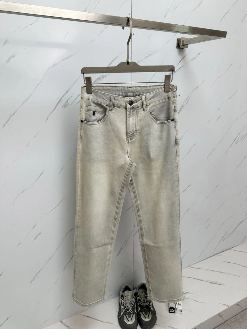 Elegant Burberry Jeans 102893