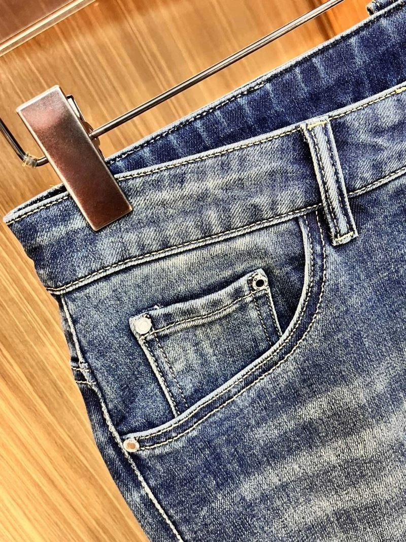 Classic Burberry Jeans 102851