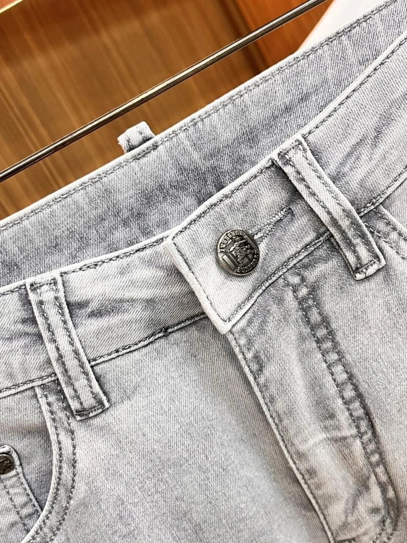 Functional Burberry Jeans 102850
