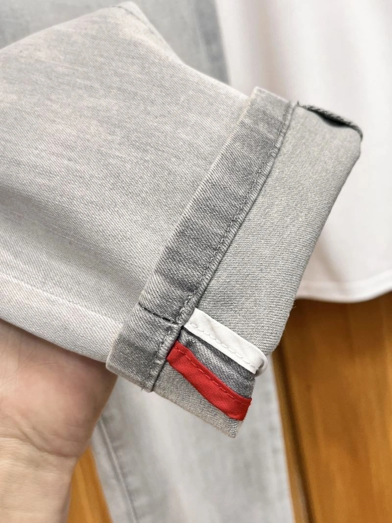 Functional Burberry Jeans 102850