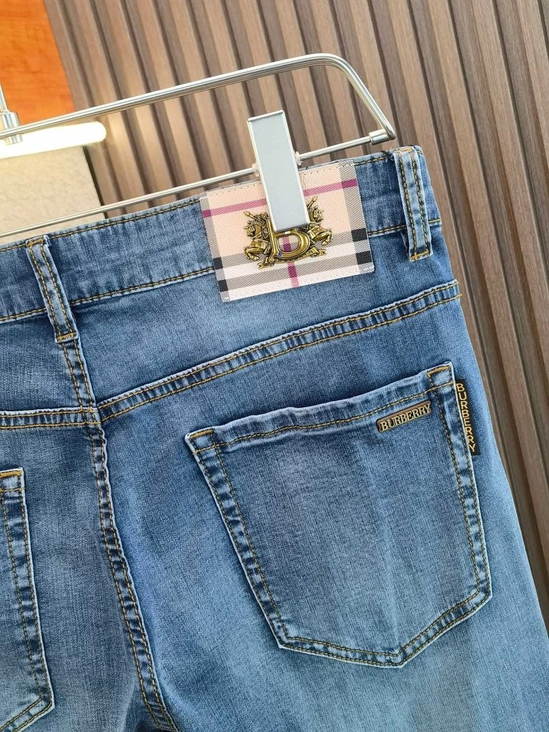 GoAnywhere Burberry Jeans 102842