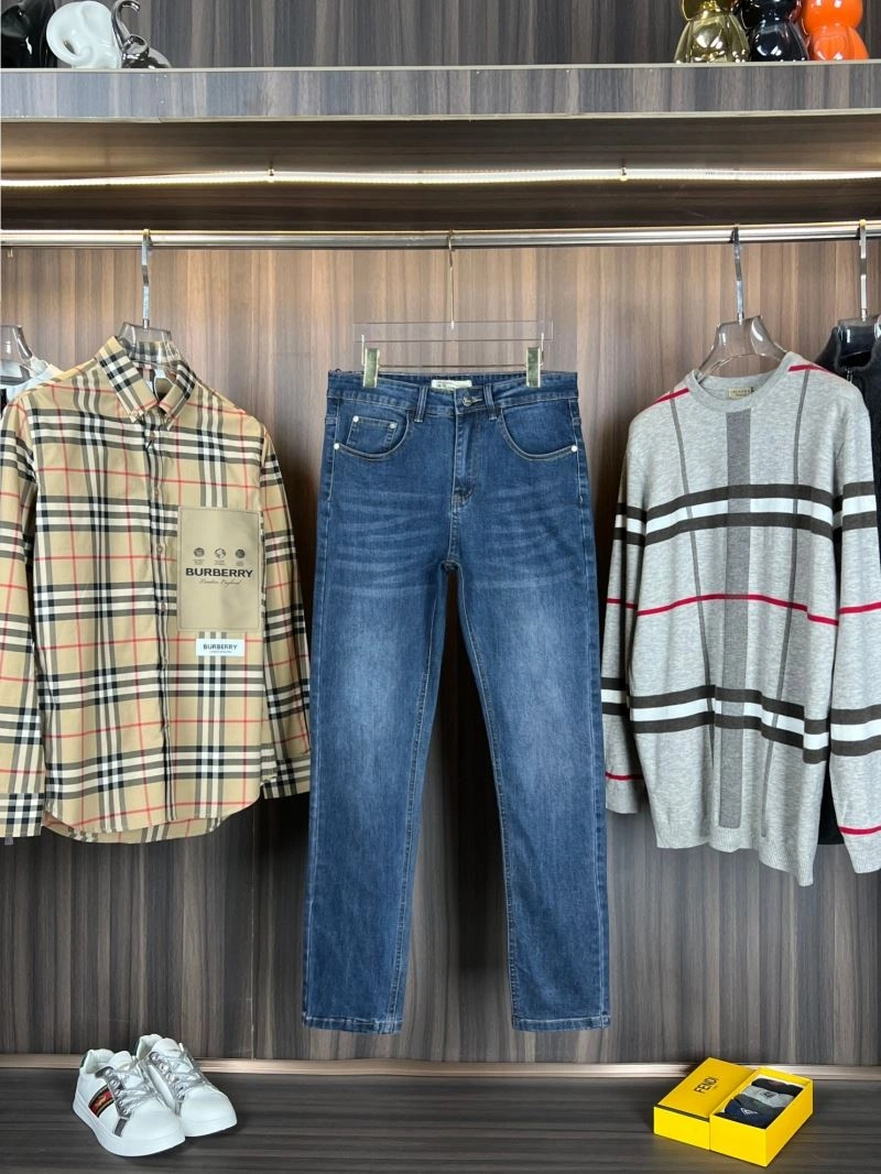Burberry Jeans Trendy 102832