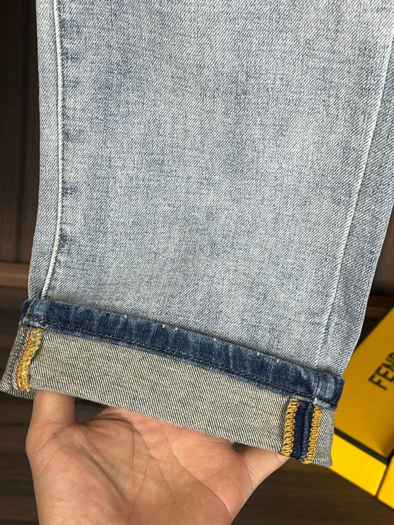 MultiPurpose Burberry Jeans 102822