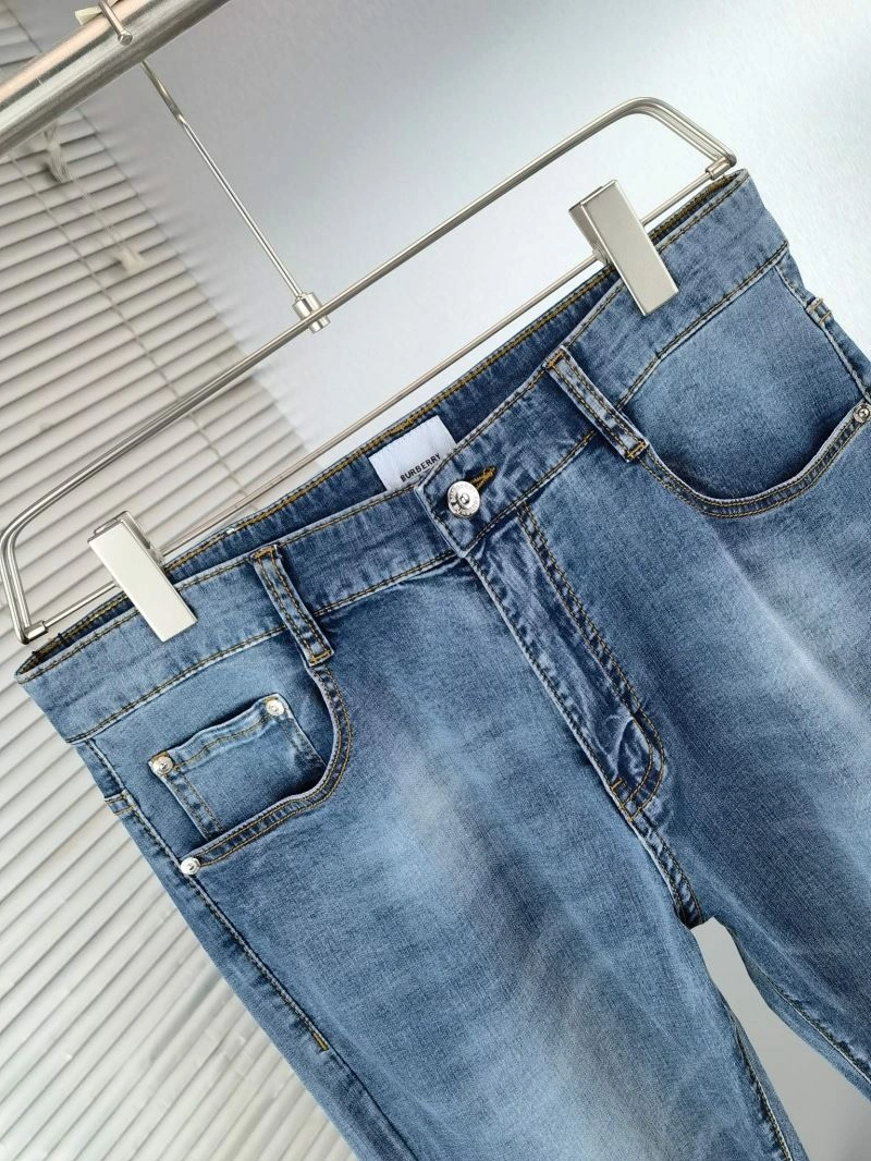 Burberry Jeans Durable 102809
