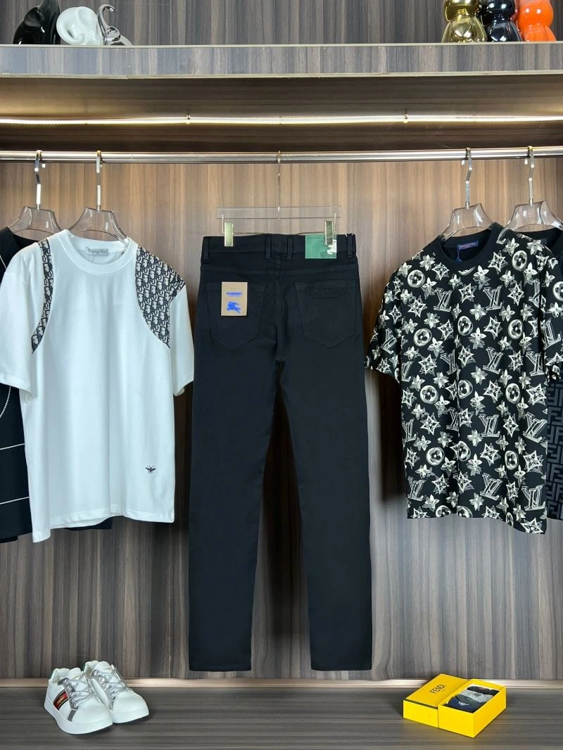 Refined Burberry Jeans 102810