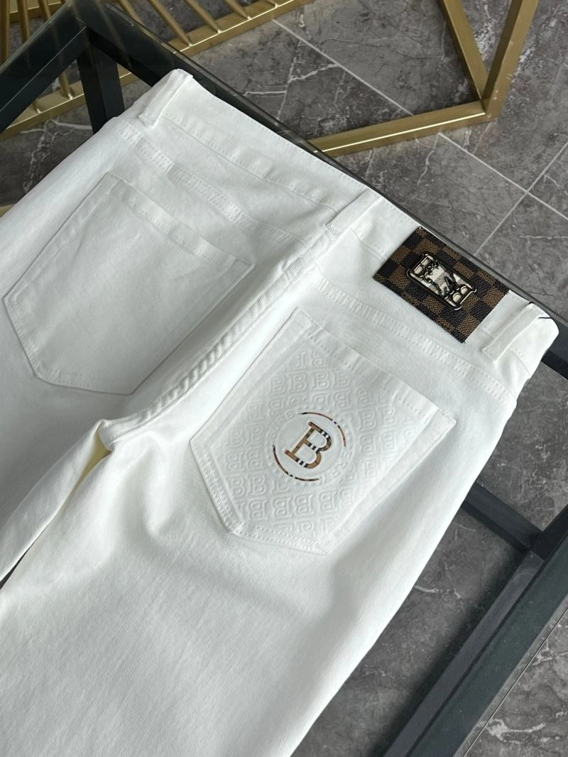 WeatherProof Burberry Jeans 102875