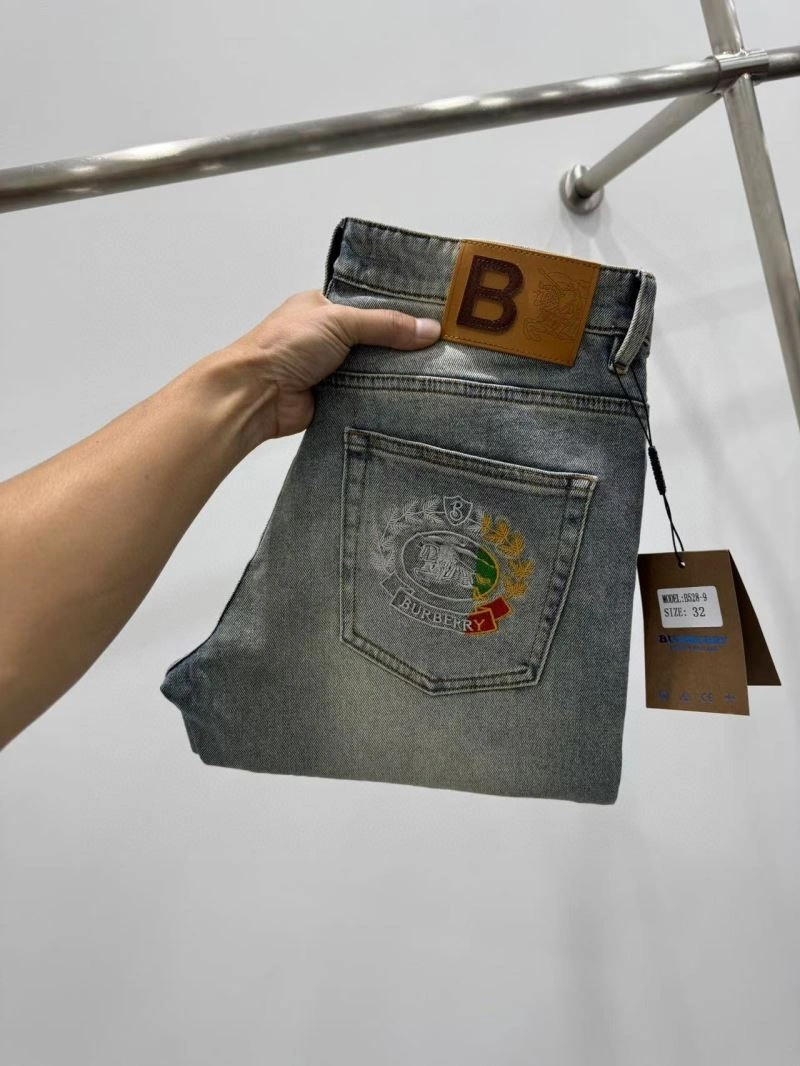 Burberry Jeans Elegant 102794