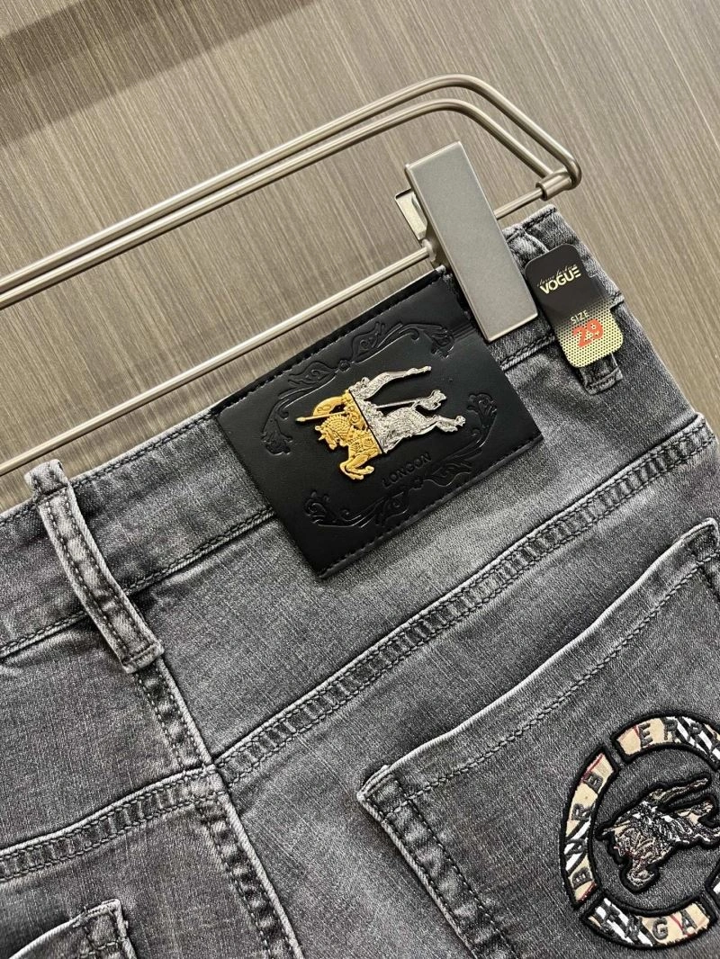 Comfortable Burberry Jeans 102811