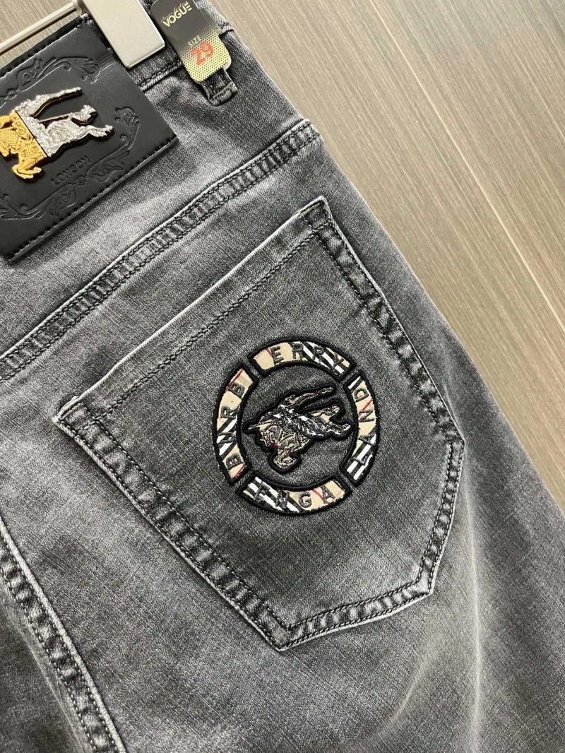 Comfortable Burberry Jeans 102811