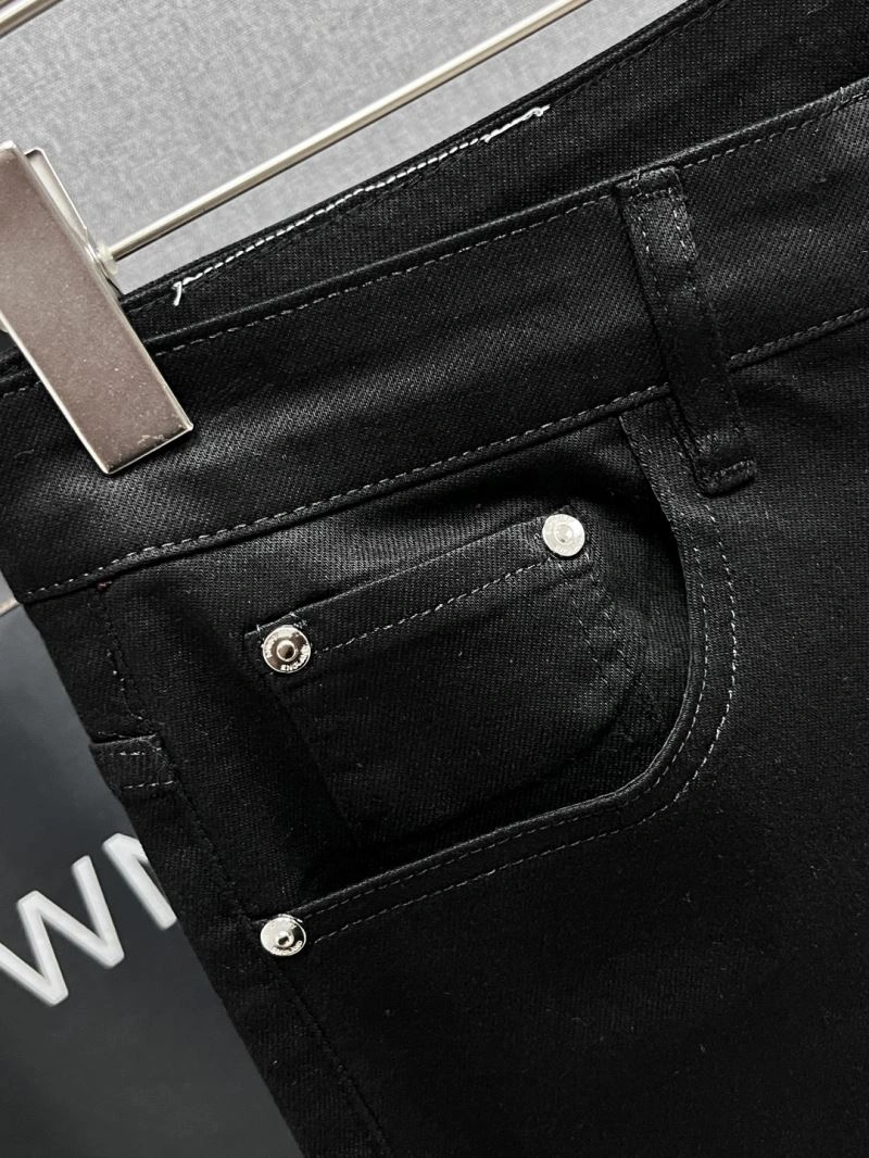 Tailored Burberry Jeans 102310