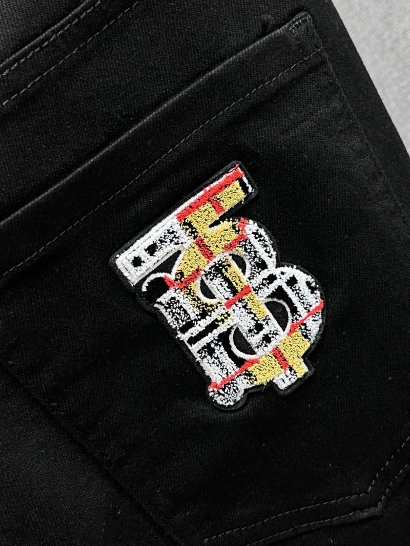 Tailored Burberry Jeans 102310
