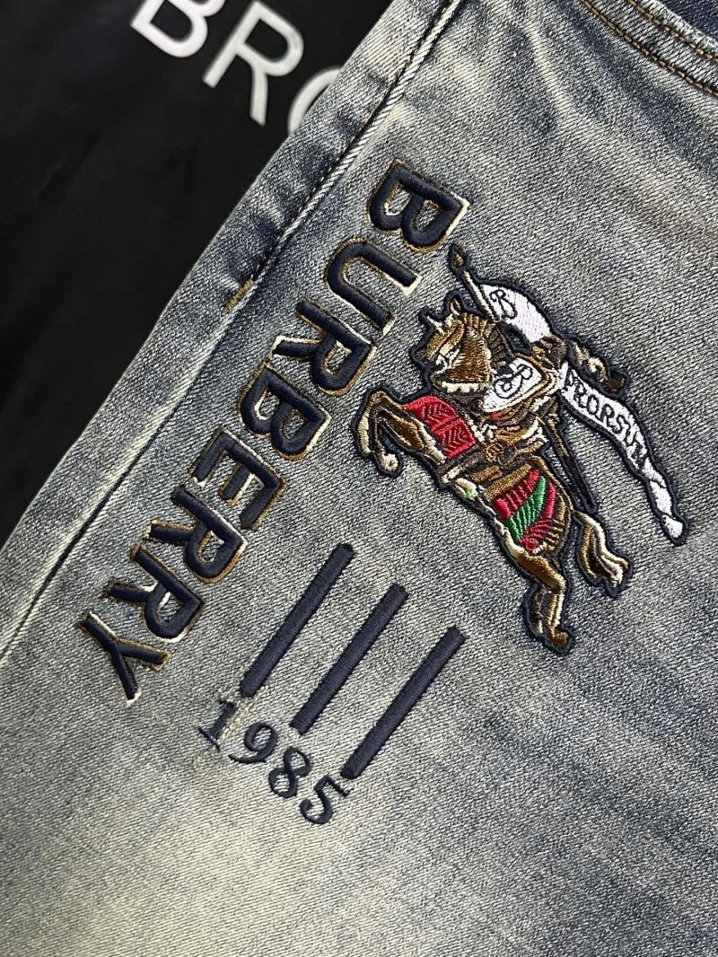 Cozy Burberry Jeans 102309