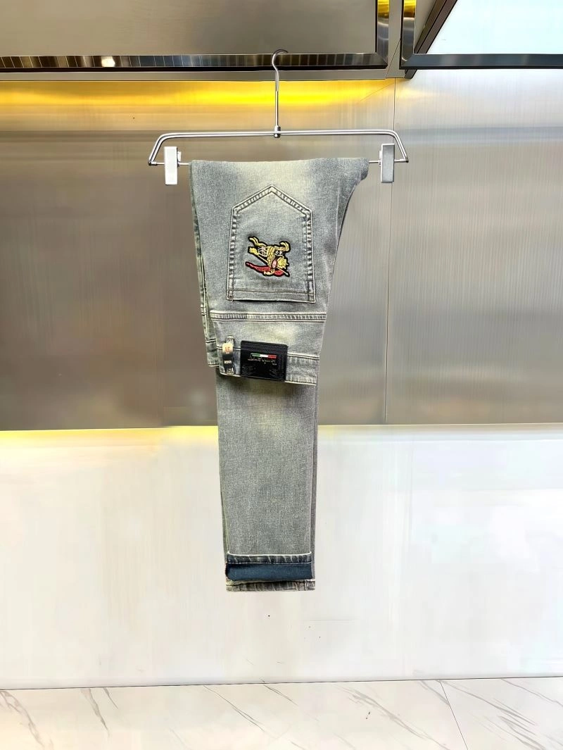 Burberry Jeans Durable 102311