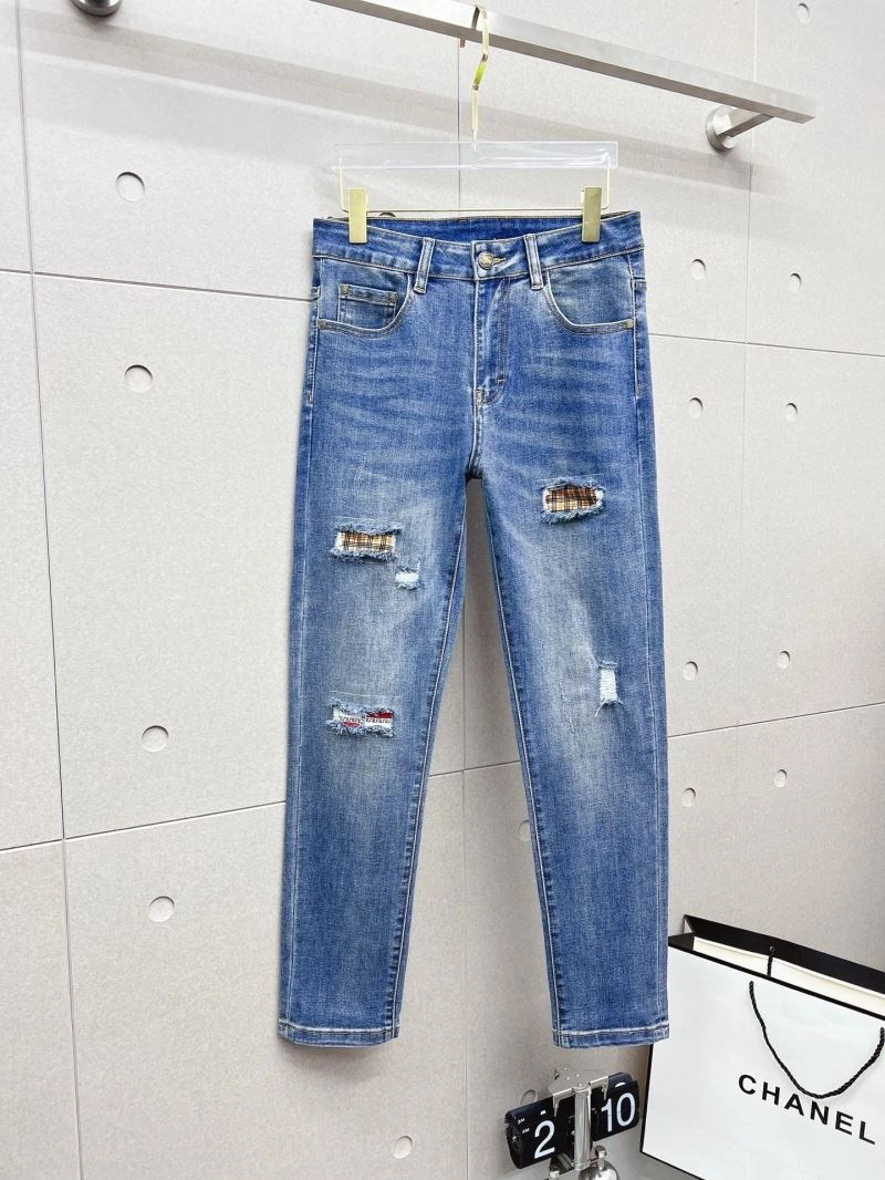TechFriendly Burberry Jeans 102305