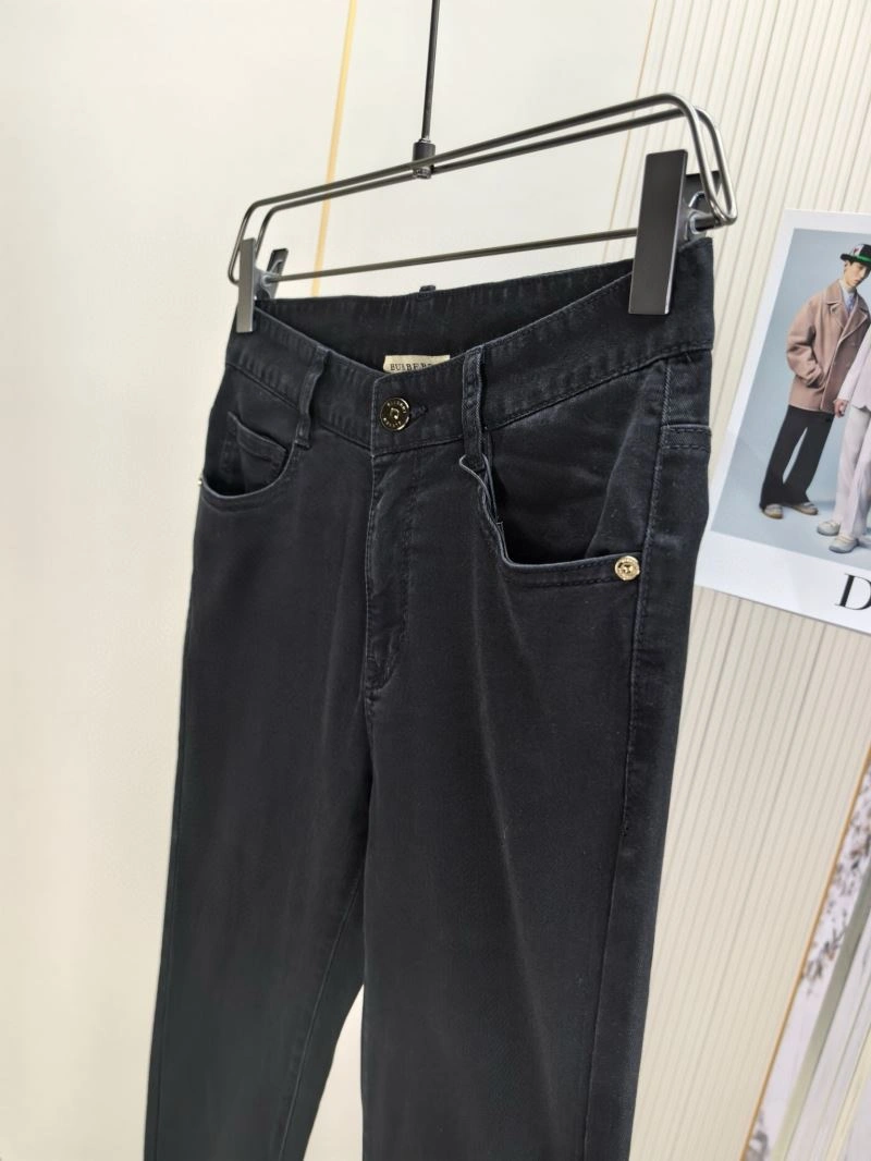 Breathable Burberry Jeans 102307