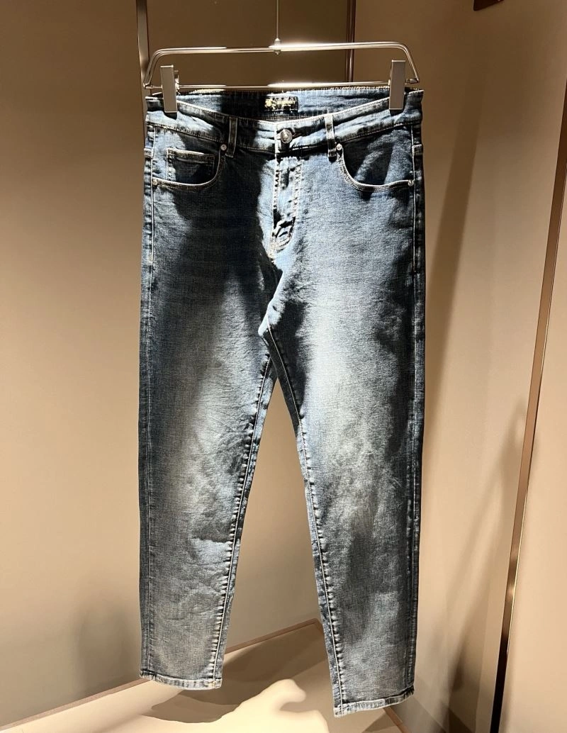 Timeless Burberry Jeans 102314