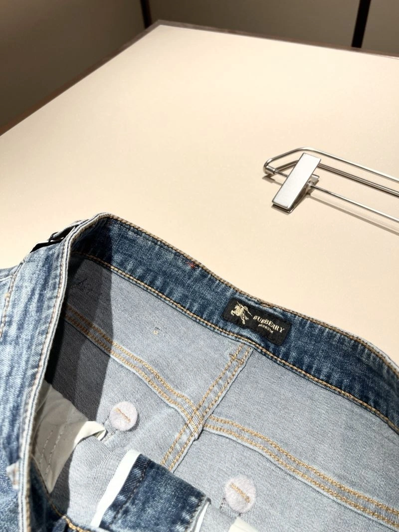 Timeless Burberry Jeans 102314