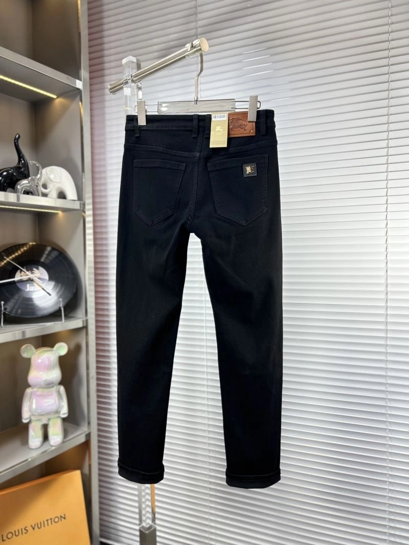 Breathable Burberry Jeans 101811