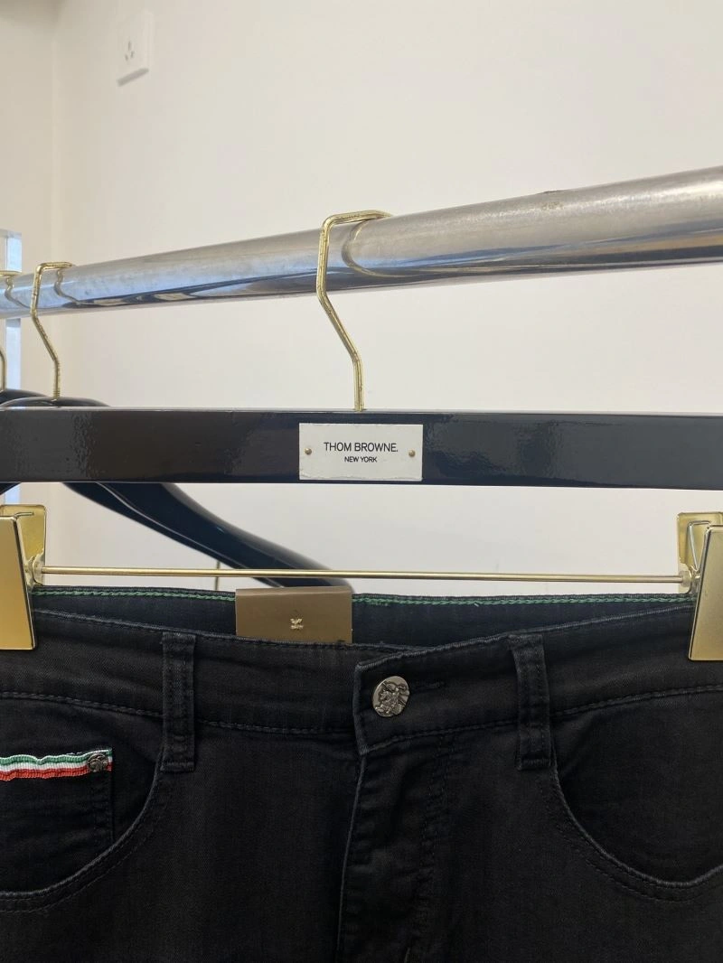 WeatherProof Burberry Jeans 101816