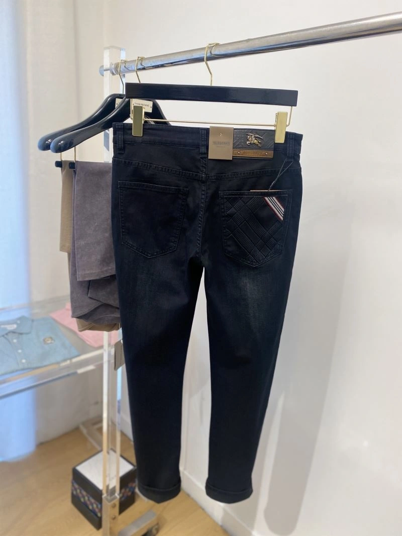 WeatherProof Burberry Jeans 101816