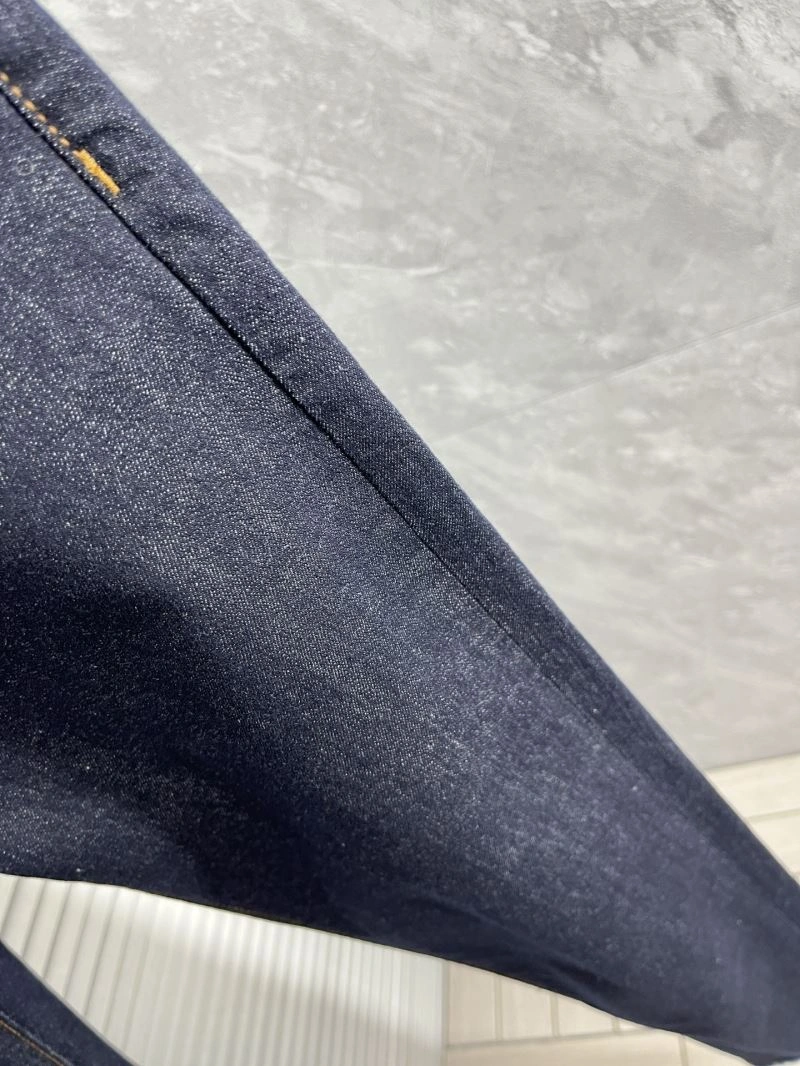 StreetReady Burberry Jeans 101817