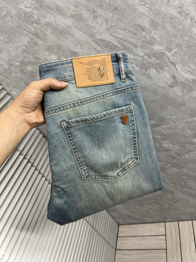 Stylish Burberry Jeans 101808