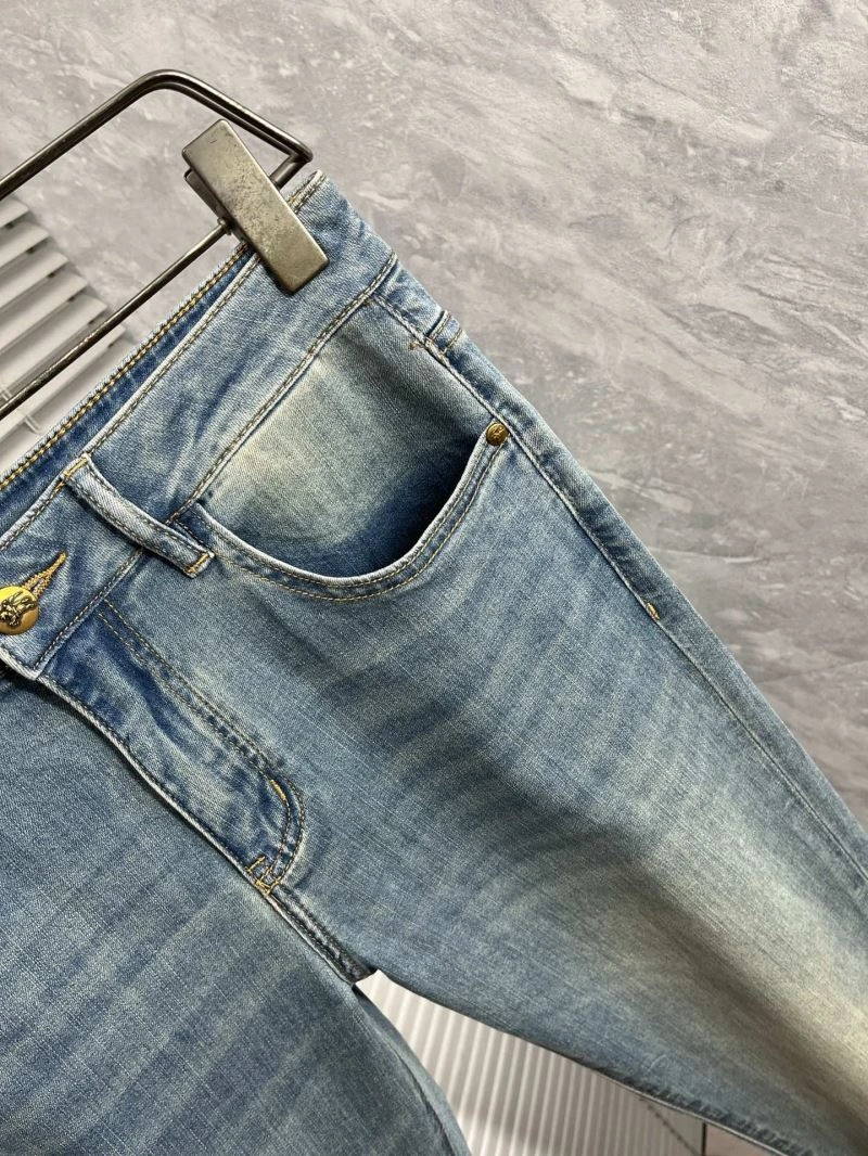 Stylish Burberry Jeans 101808