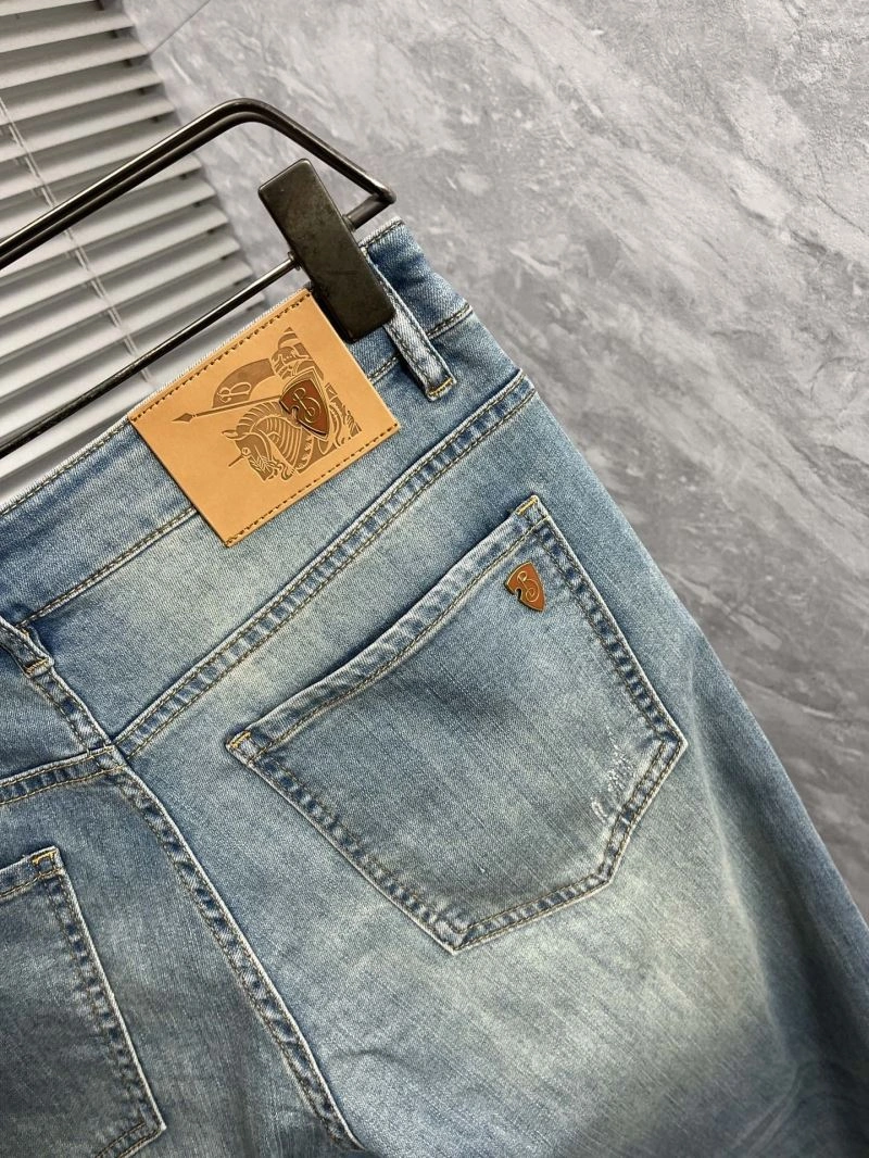 Stylish Burberry Jeans 101808