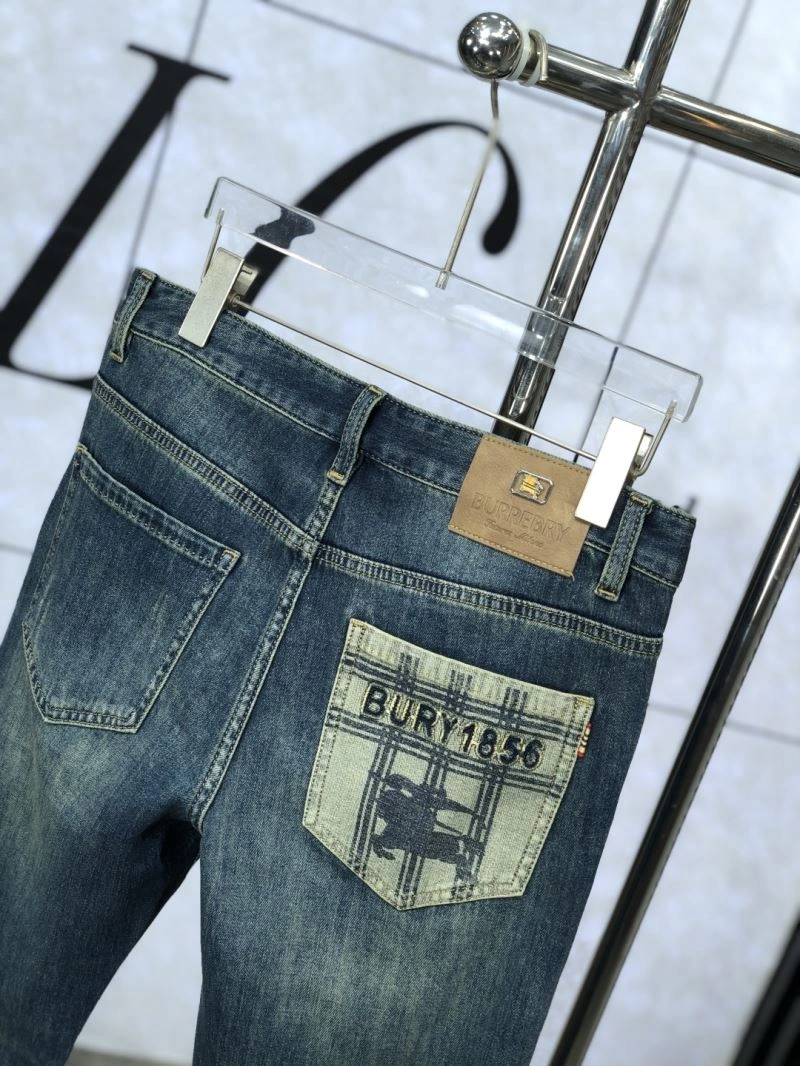 Elegant Burberry Jeans 101813