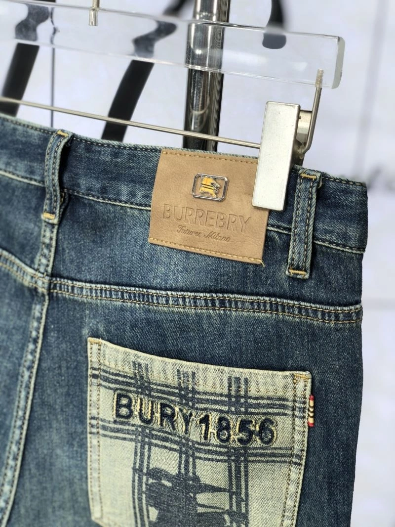 Elegant Burberry Jeans 101813