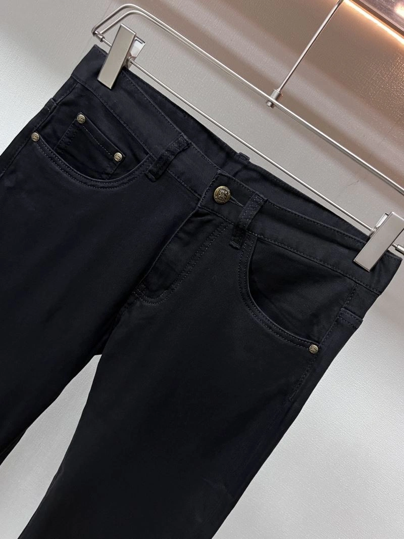 Breathable Burberry Jeans 101797