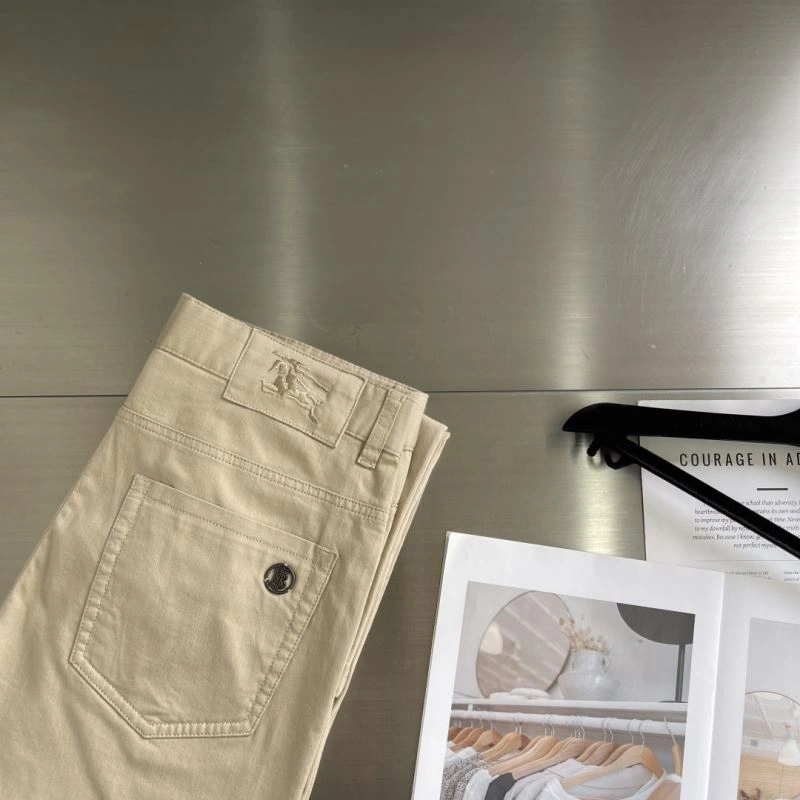 Sleek Burberry Jeans 101783