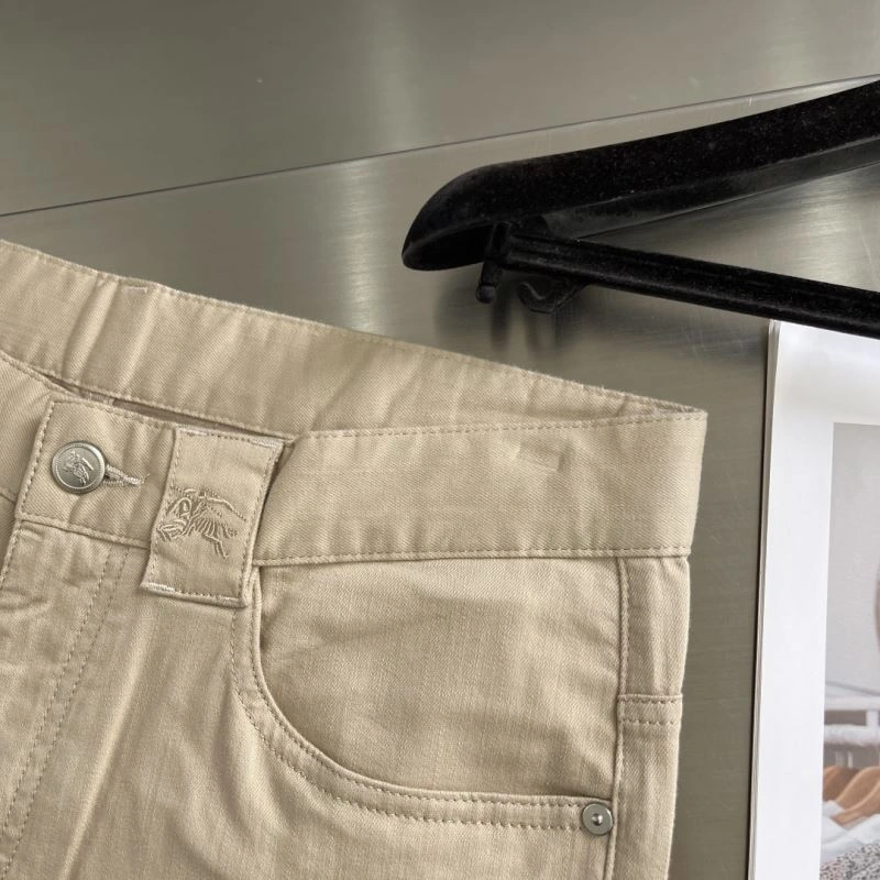 Sleek Burberry Jeans 101783