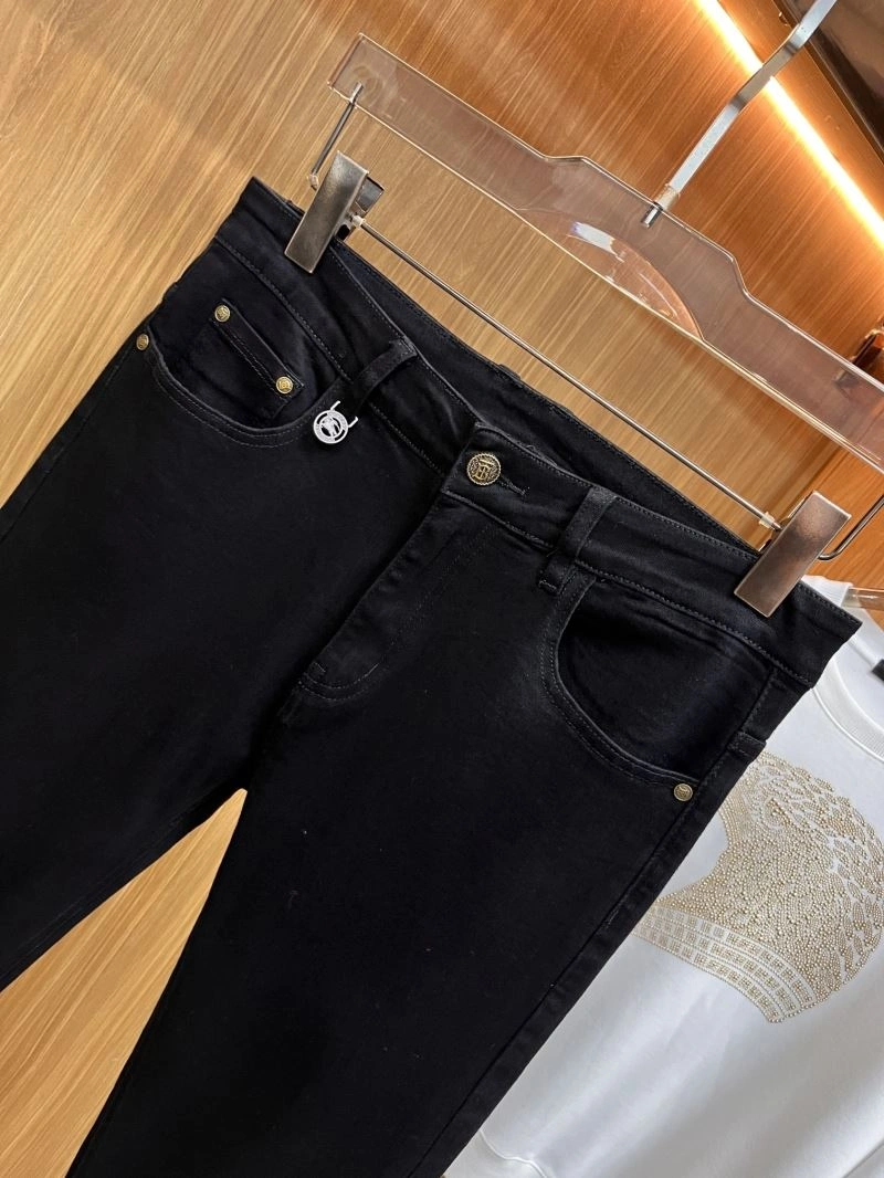 SunProtective Burberry Jeans 101823