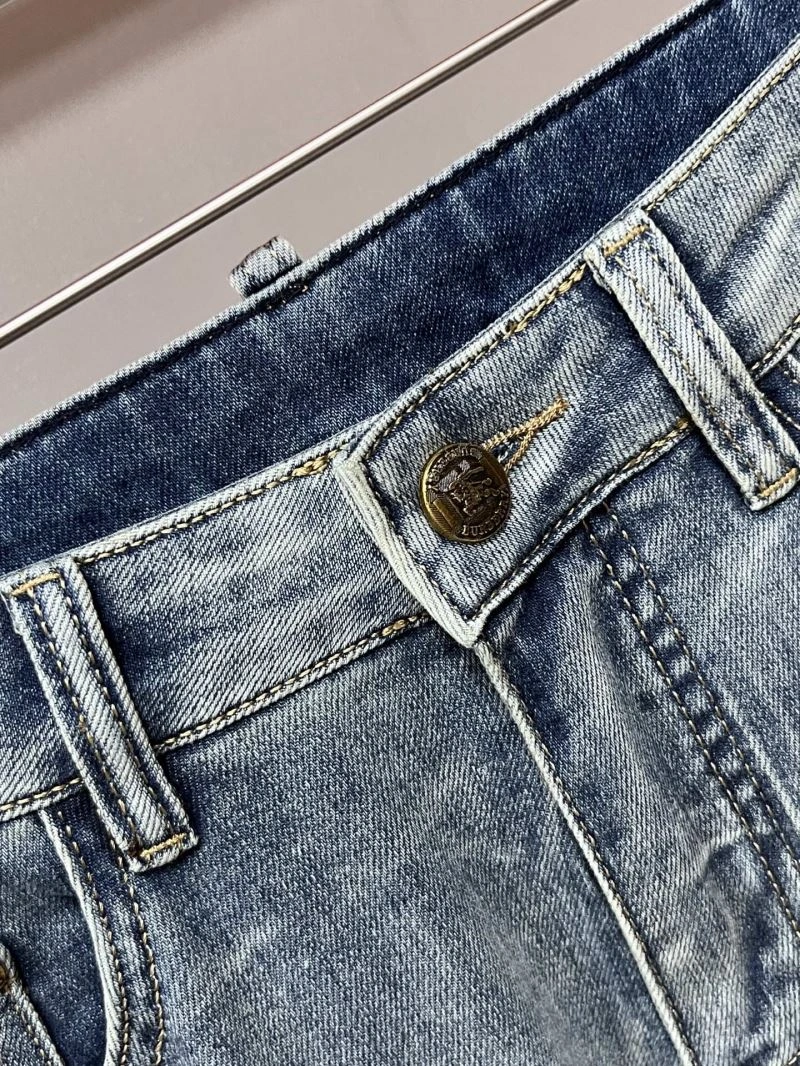 Burberry Jeans Neat 101311