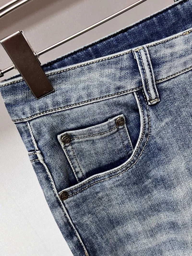 Burberry Jeans Neat 101311
